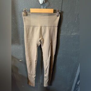 Women’s Savvi Brown High-Waisted Ribbed Seamless Leggings